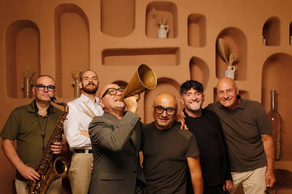 Angelo Belmonte - Go Man Wedding Band