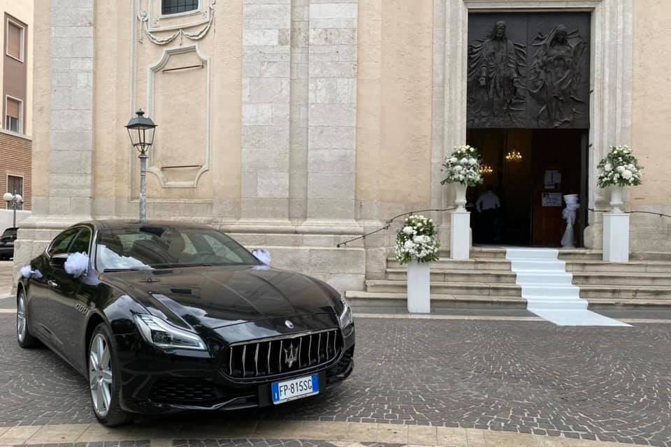 Maserati quattroporte nero