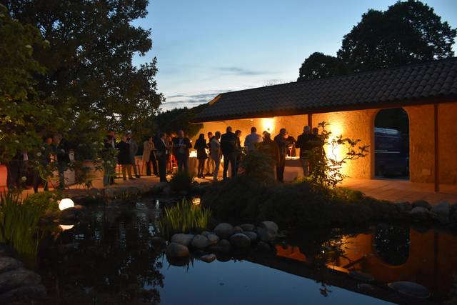 Catering fronte stagno