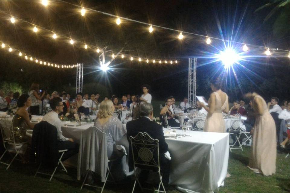 Illuminazione con catenarie