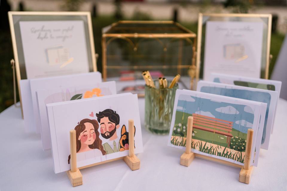 Cartoline Guest Book