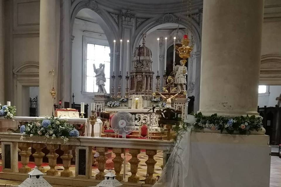 Particolare in chiesa