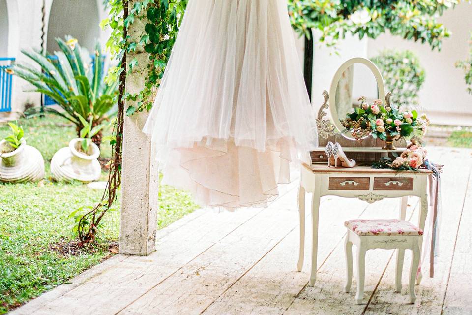 Elegant white wedding dress