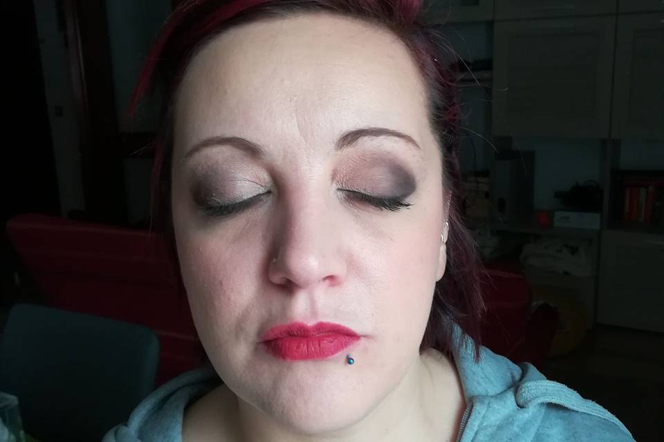 Sara Boutique Make up