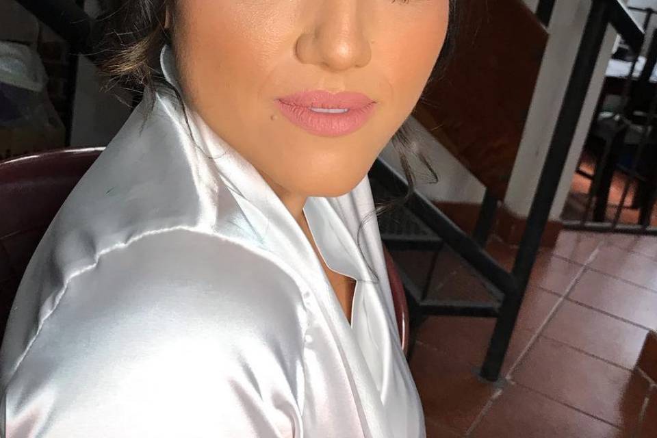 Marisa Garcia Face & Make Up