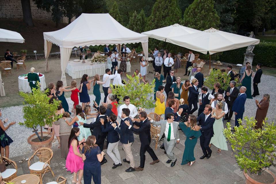 Lancio Bouquet dalla Loggia