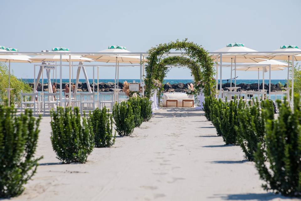 Location spiaggia allestita