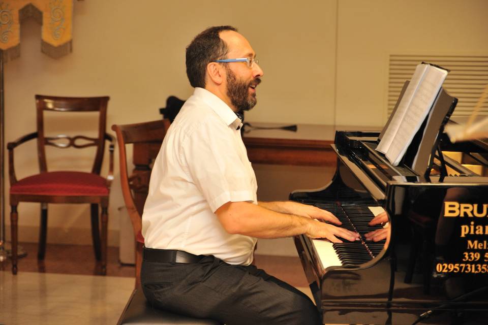 Paolo al pianoforte