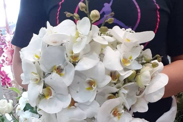 Bouquet sposa con orchidee