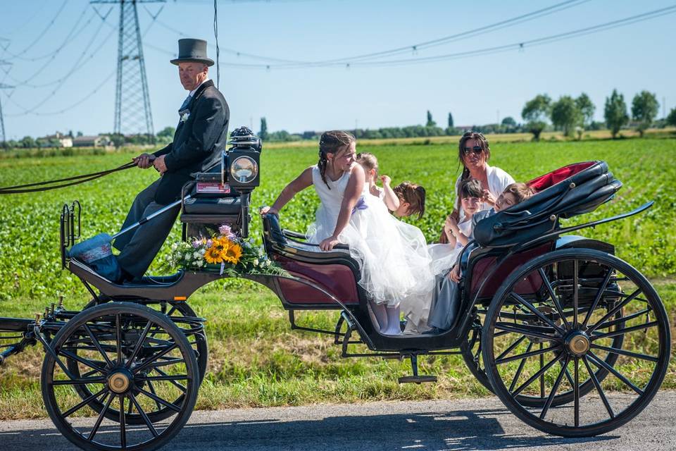 Sposa in carrozza