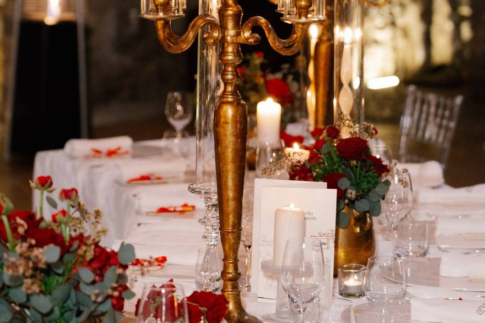 Pina signature table