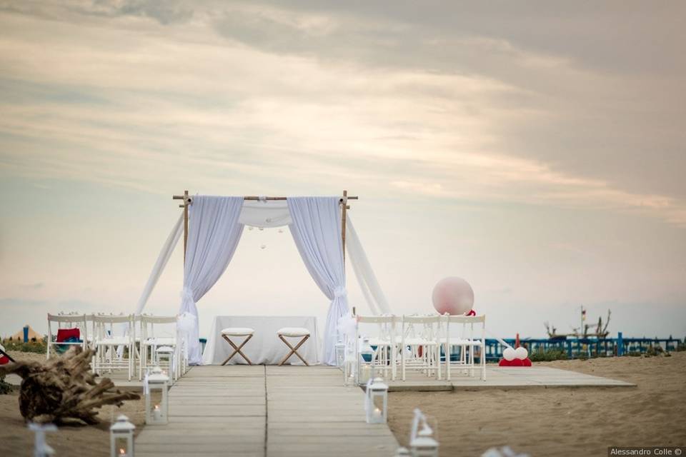 Gazebo matrimonio rito mare