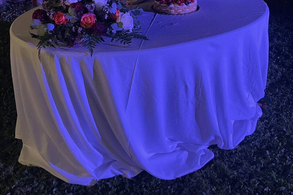Tavolo per taglio torta