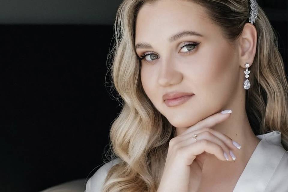 Kamila Kurbanova Make-up & Hair Style Artist