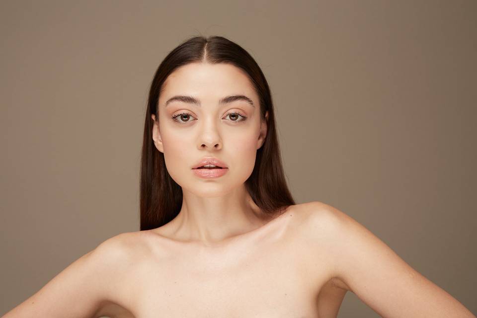 Naked skin makeup