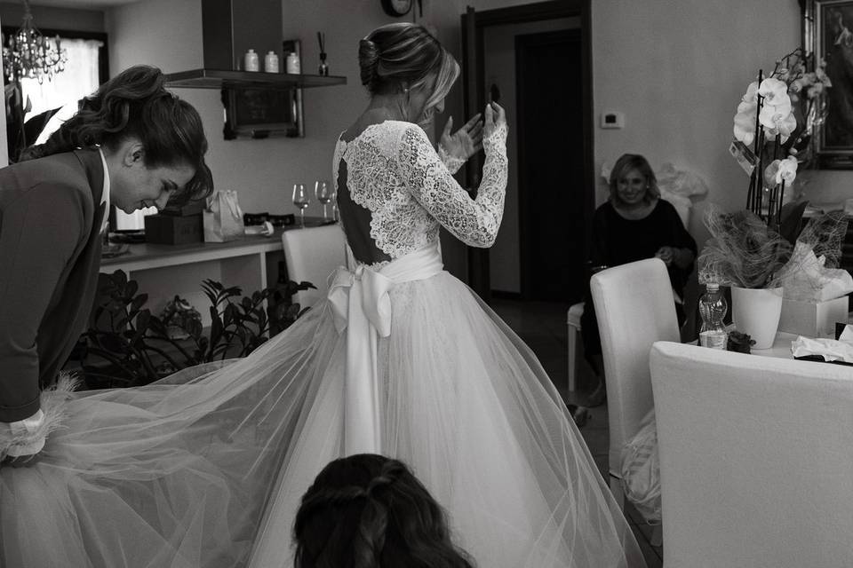 Vestizione sposa