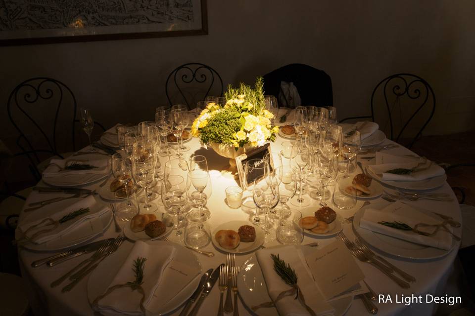 Villa montefiano spot table