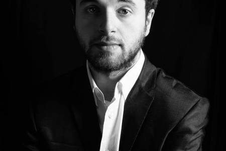 Maestro Alfio Scuderi(Piano)