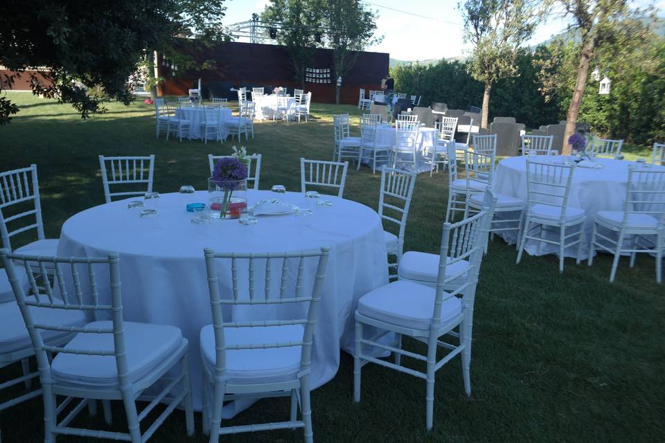 Cena in giardino