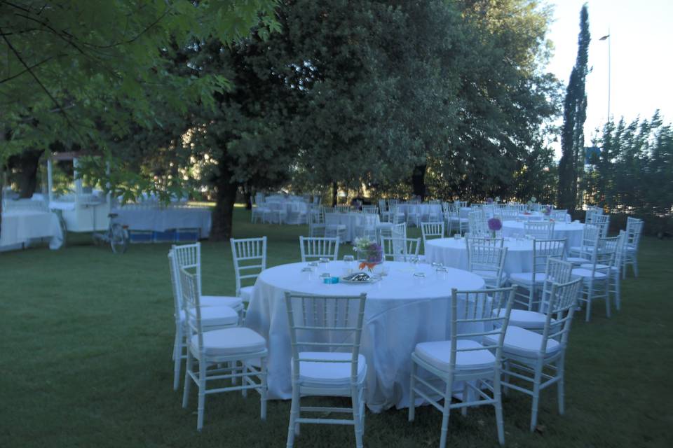 Cena in giardino