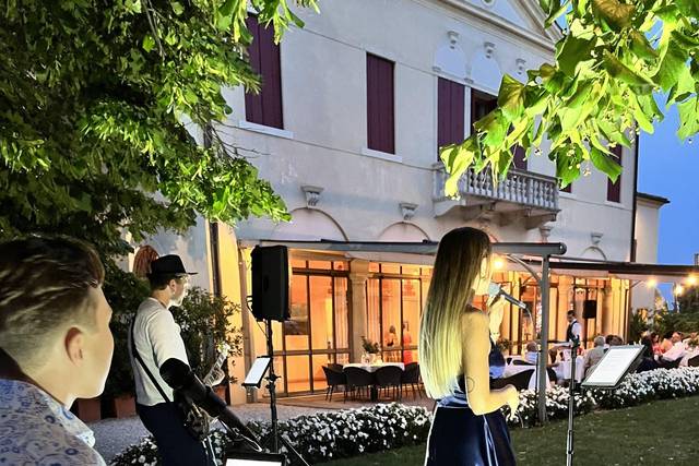 Live Aperitivo