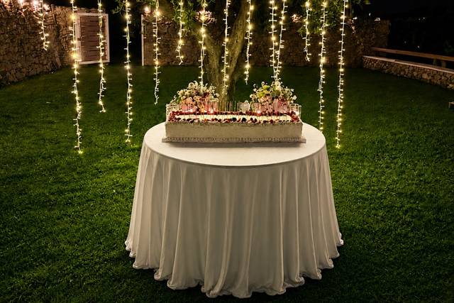 Allestimento per tavolo torta