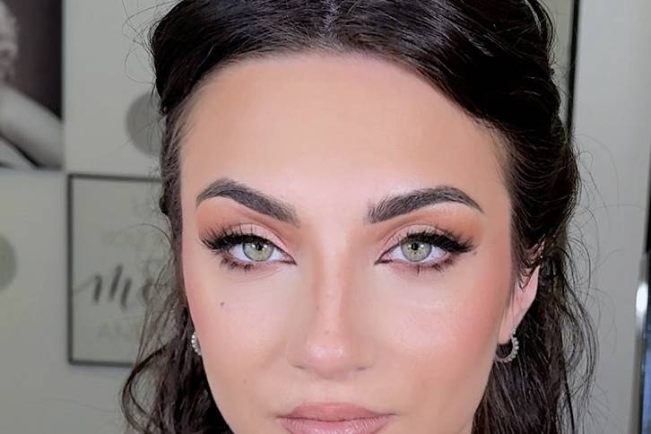 Luxury bridesmaid