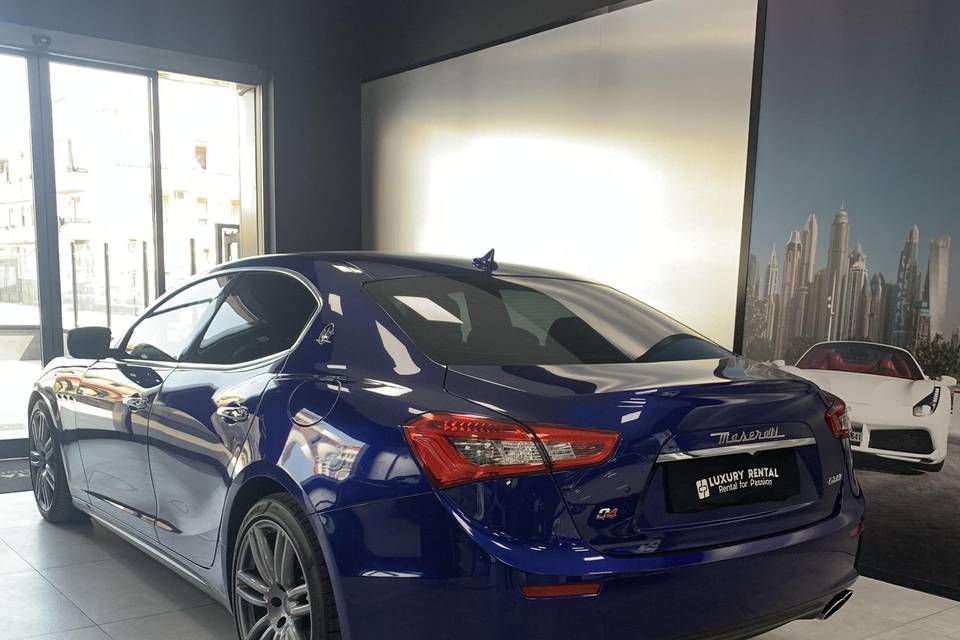 Maserati ghibli q4 blu