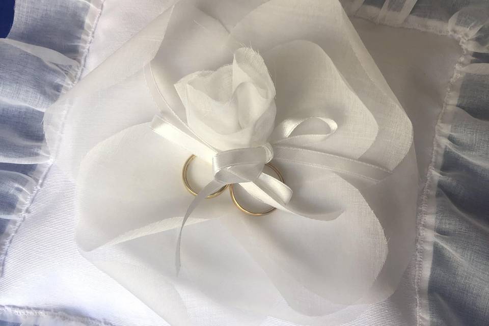 Cuscino per le fedi