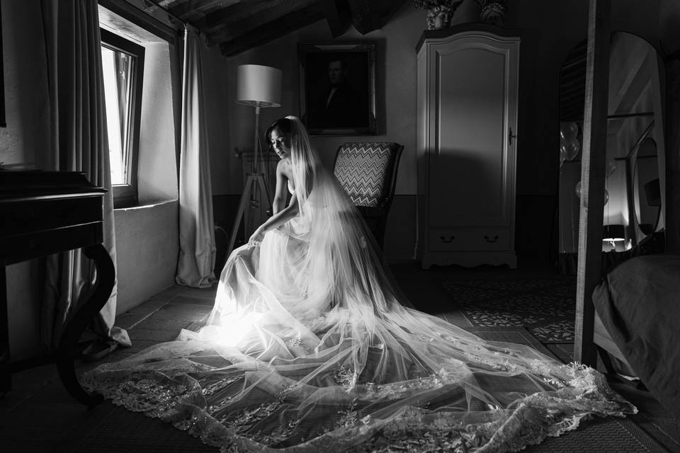 Bride, wedding in Tuscany