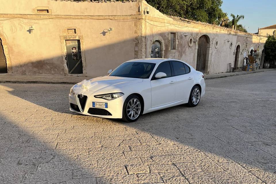 Alfa Giulia bianca