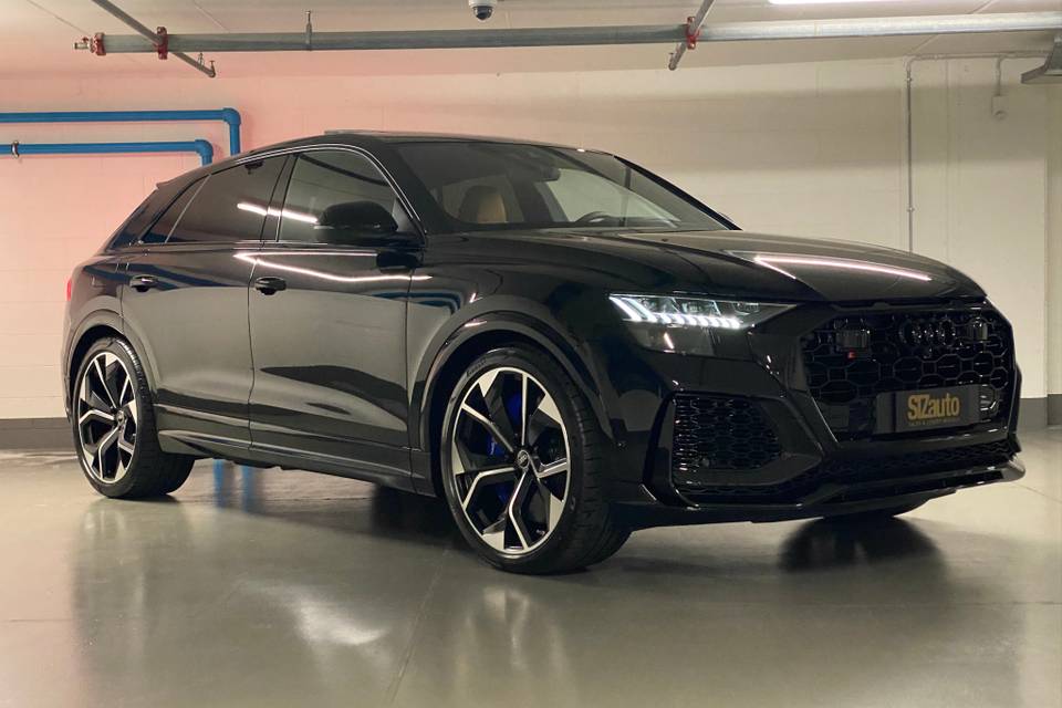 Audi RSQ8