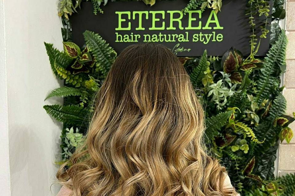 Eterea hair natural style