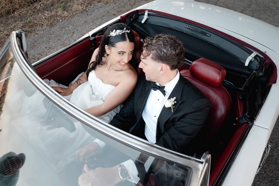 Sposi in macchina