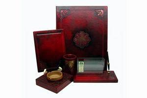 Set scrivania cuoio rosso dec. fiore liberty