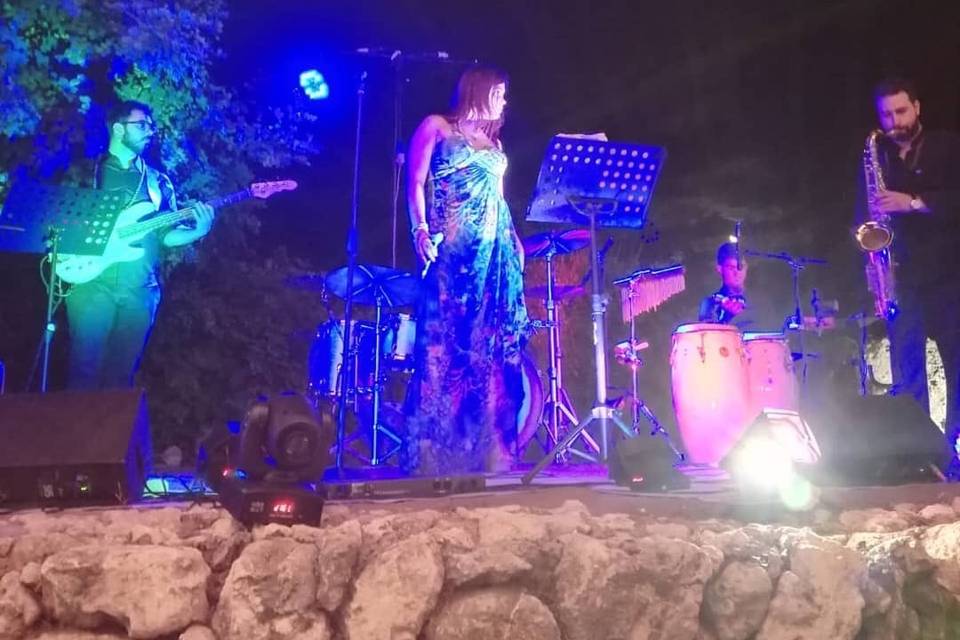 Band live music