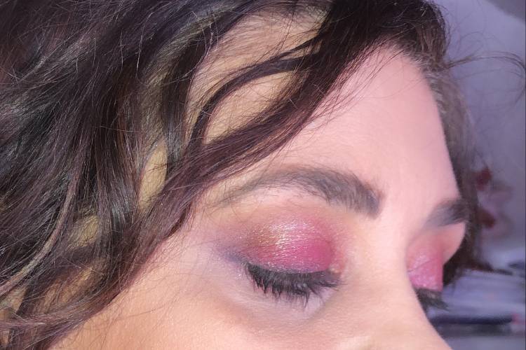 Laura Beauty Lab Artist