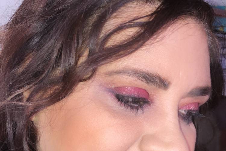 Laura Beauty Lab Artist