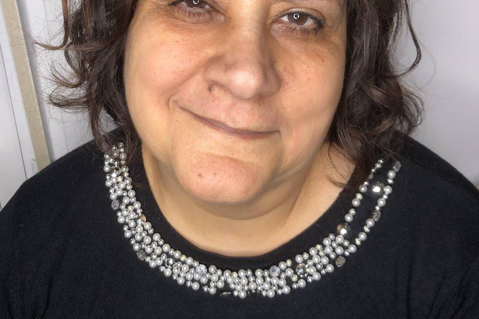 Laura Beauty Lab Artist