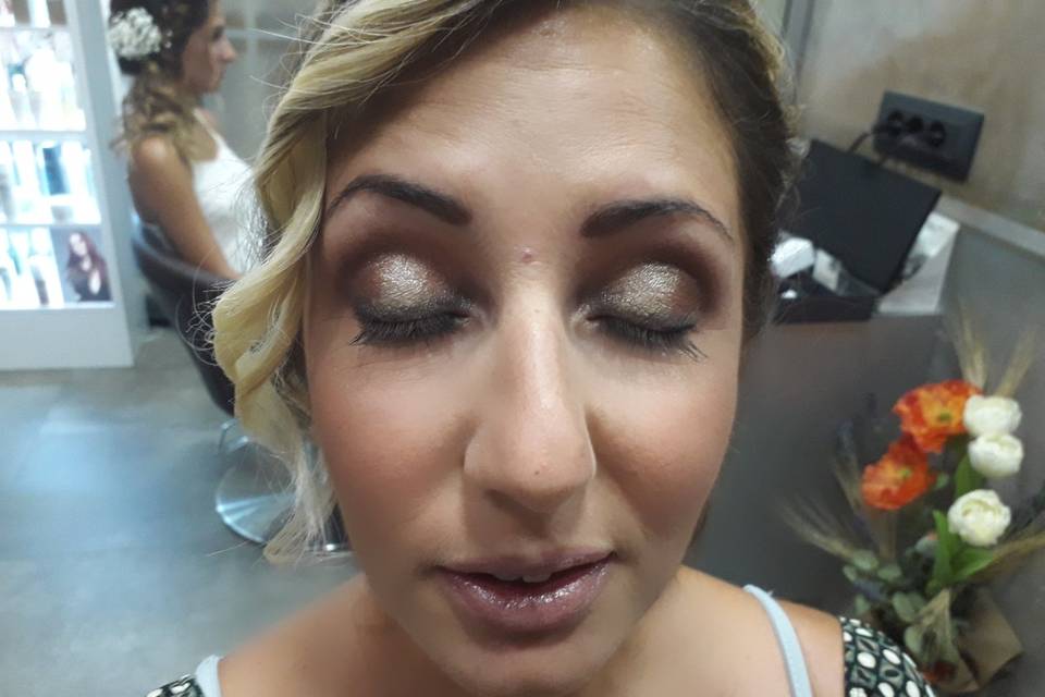 Trucco cerimonia.