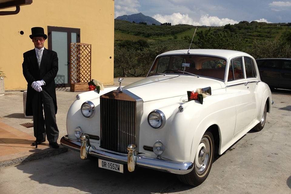 Roll's Royce Silver Cloude