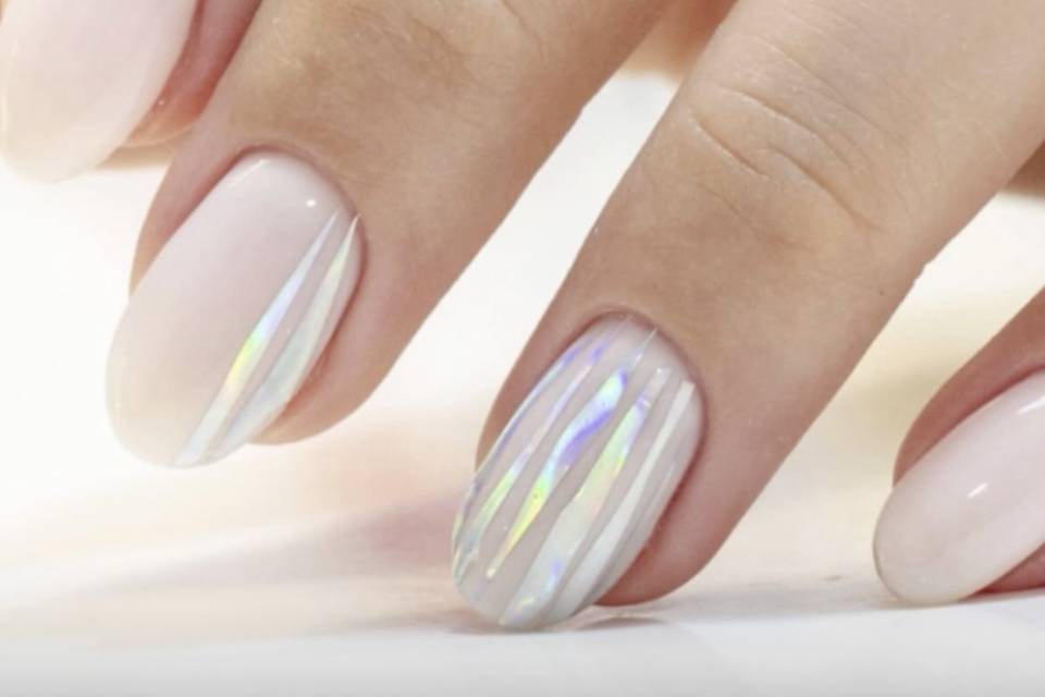 Manicure con semipermanente