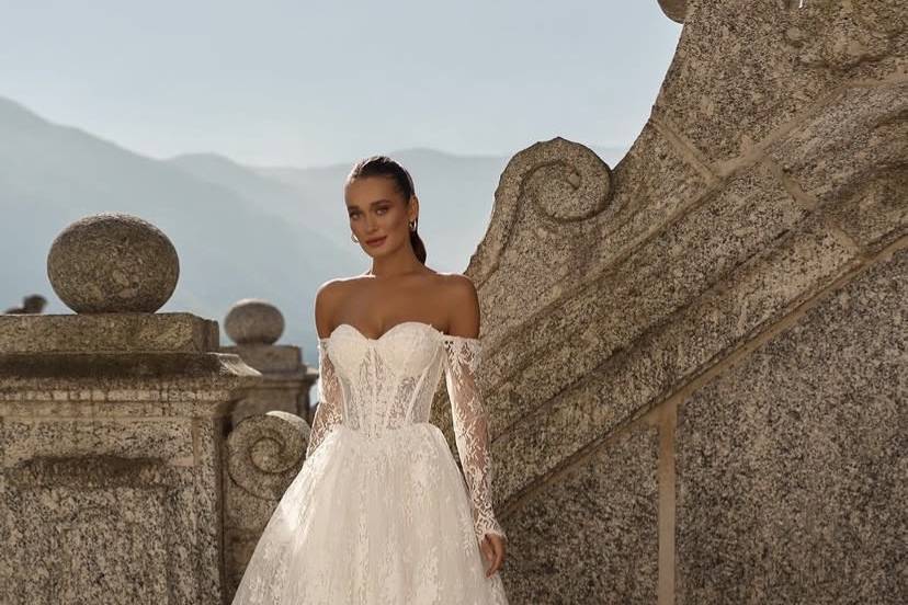 Abito ampio in pizzo