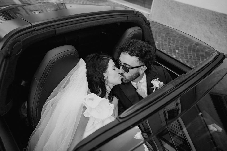 Lorenzo & Laura · In auto