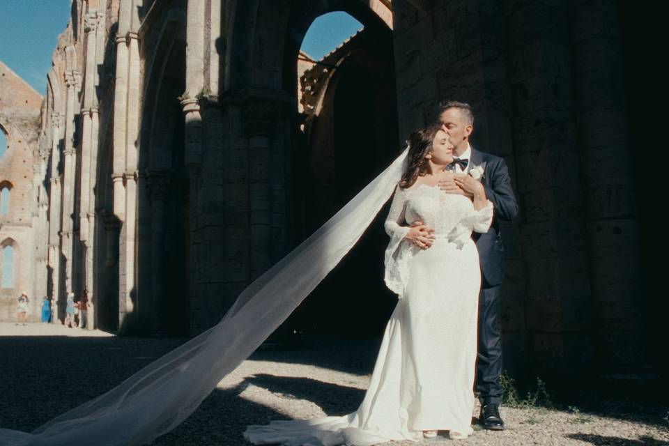 Matrimonio a San Galgano