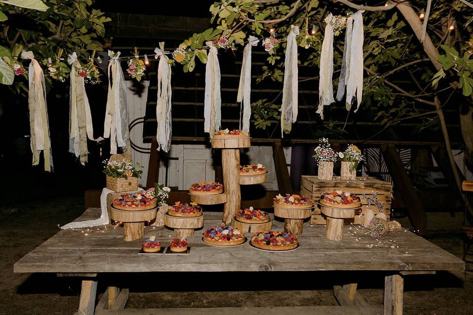 Allestimento tavolo torta