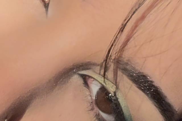 graphic liner