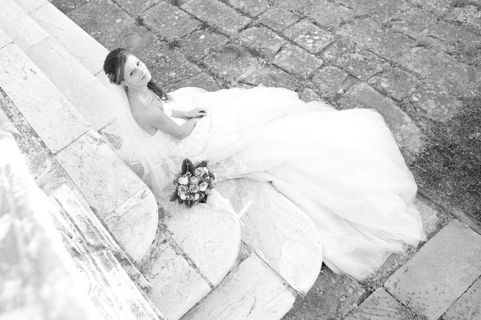 Sposa sul viale