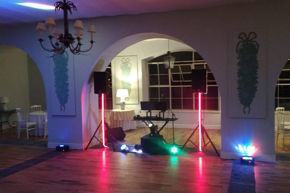 DJ open bar