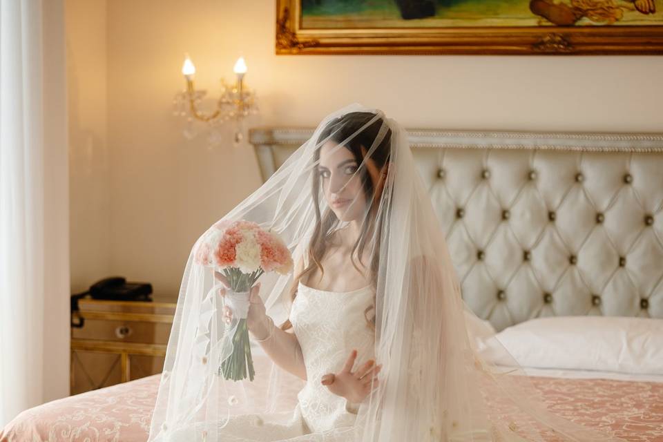 Preparazione sposa suite rosa